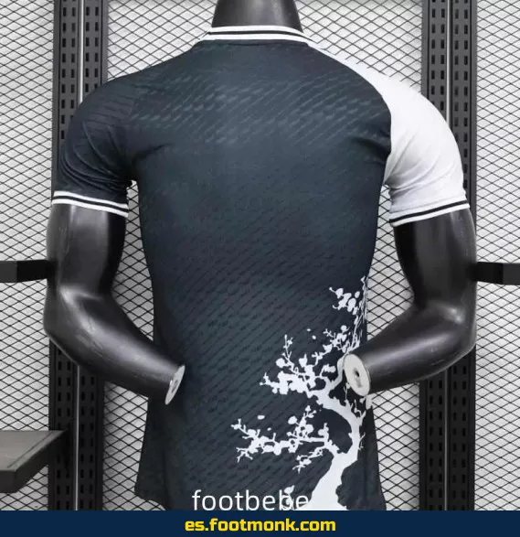 Camiseta Japón 2024 Edición Especial Blanca y Negra – Réplica Oficial